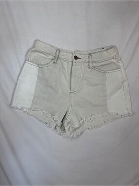 100% Cotton NBH High-Rise Two-Tone Frayed Hem Jean Shorts - Light Gray & Cream